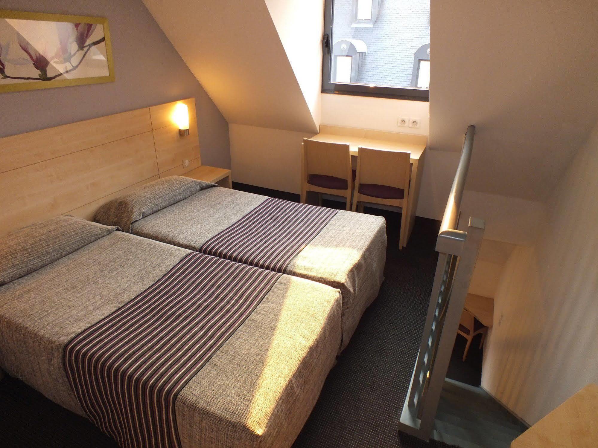 Hotel Padoue Lourdes Luaran gambar
