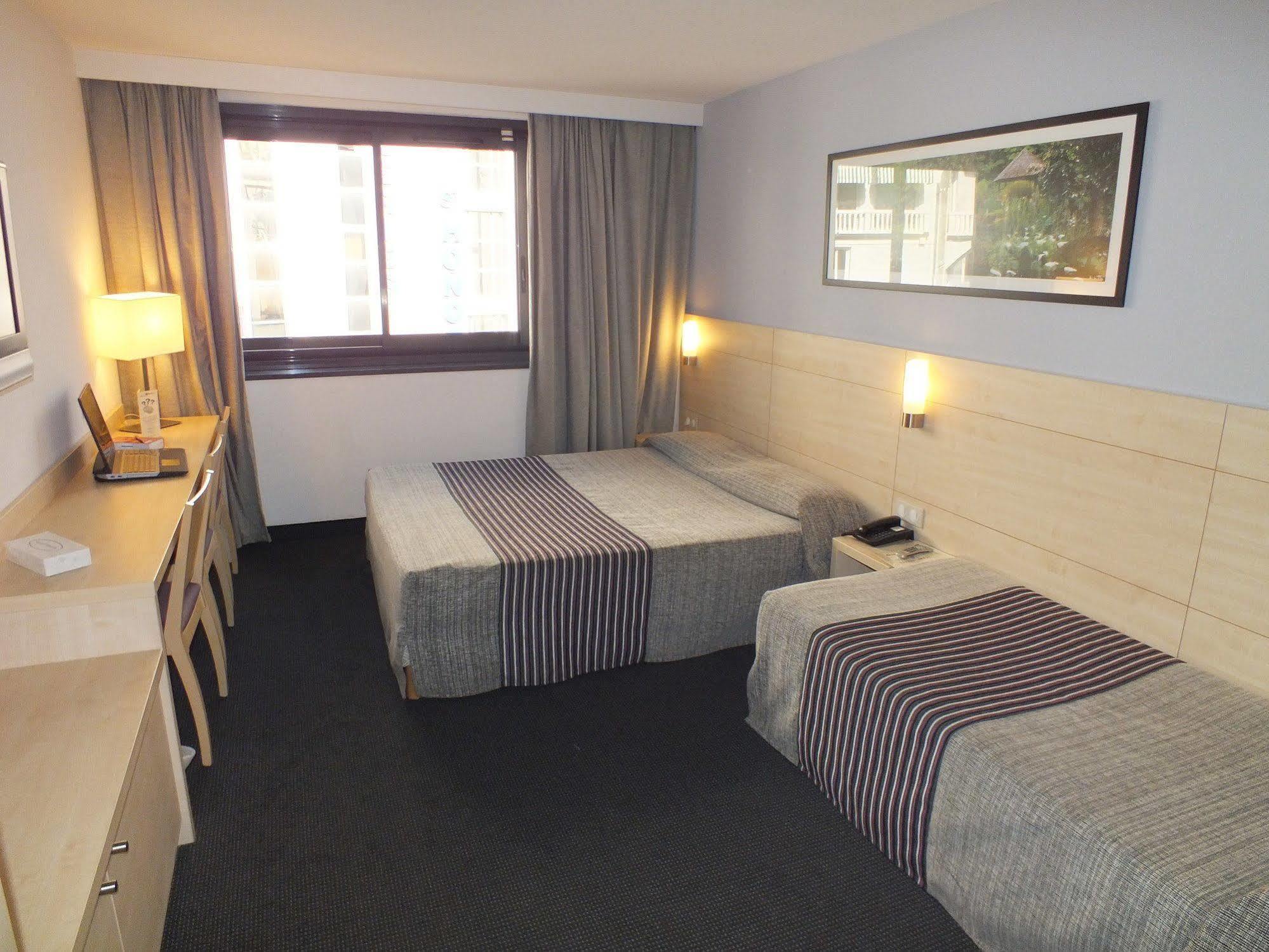 Hotel Padoue Lourdes Luaran gambar
